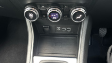 Renault Captur 1.0 TCE 100 Iconic 5dr Petrol Hatchback